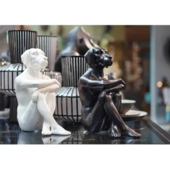 Figurine décorative Dog Marc noire>KARE Design Discount